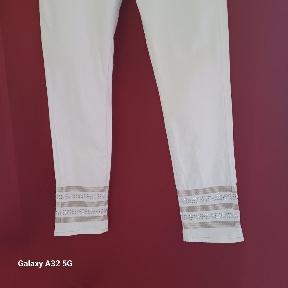 Tommy Hilfiger White Straight Leg Jeans Size 4 - Picture 3 of 12